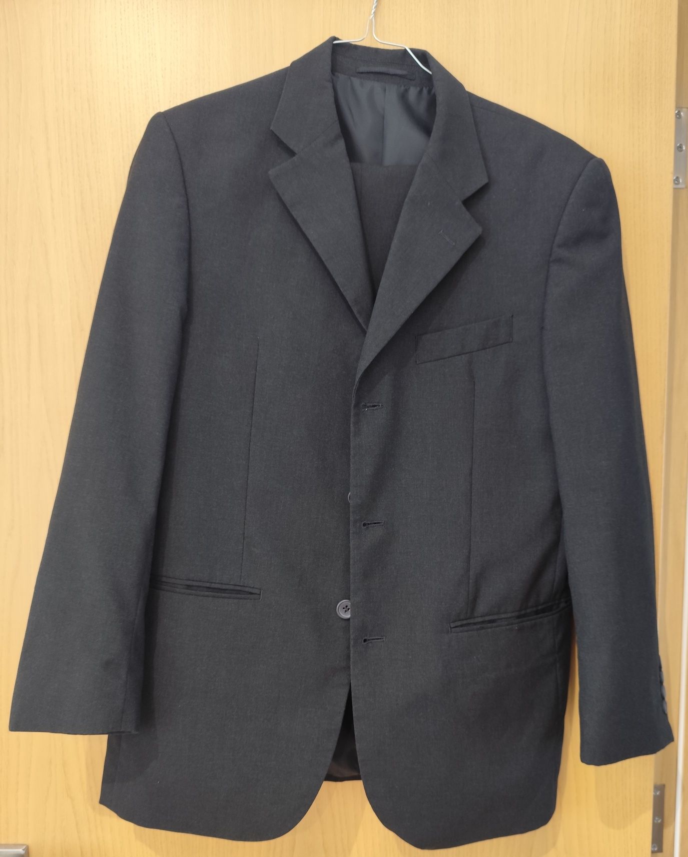 Fato completo de homem Barred's collection, cinzento escuro
