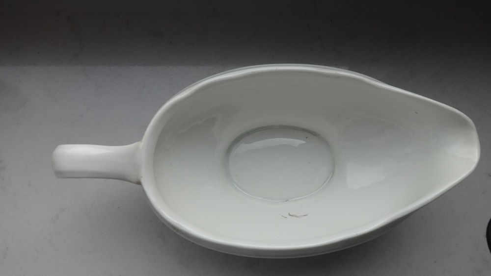 Stara polska sygnowana sosjerka.