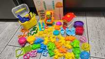 Zestaw zabawek (jak) Play Doh, do ciastoliny, fryzjer,buda, zwierzęta