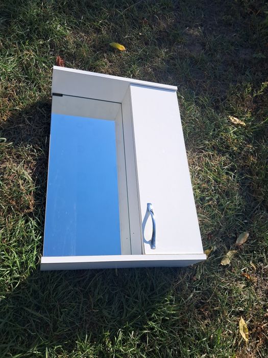 Дзеркало у ванну