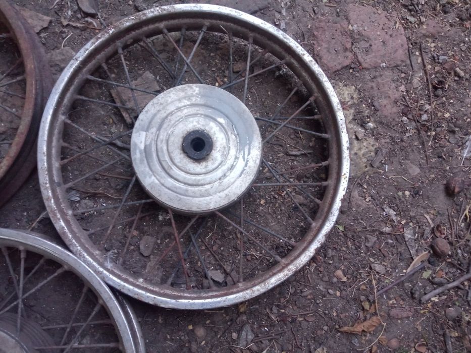 Продам колёса от мотоциклов