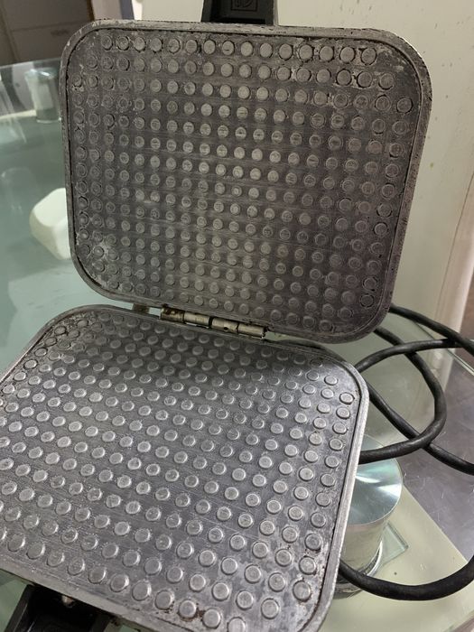 Вафельница советская