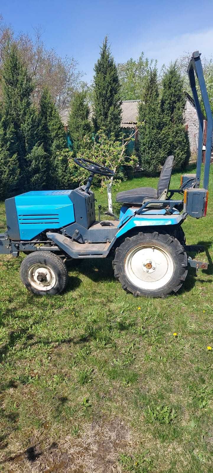 Продам міні трактор ХТЗ-012 з навісним обладнанням