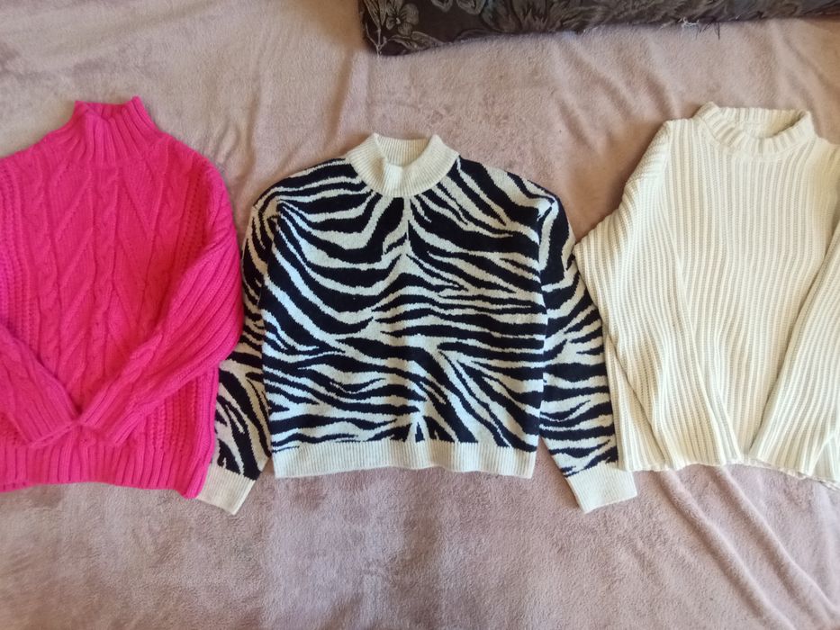 Светри жіночі,теплі