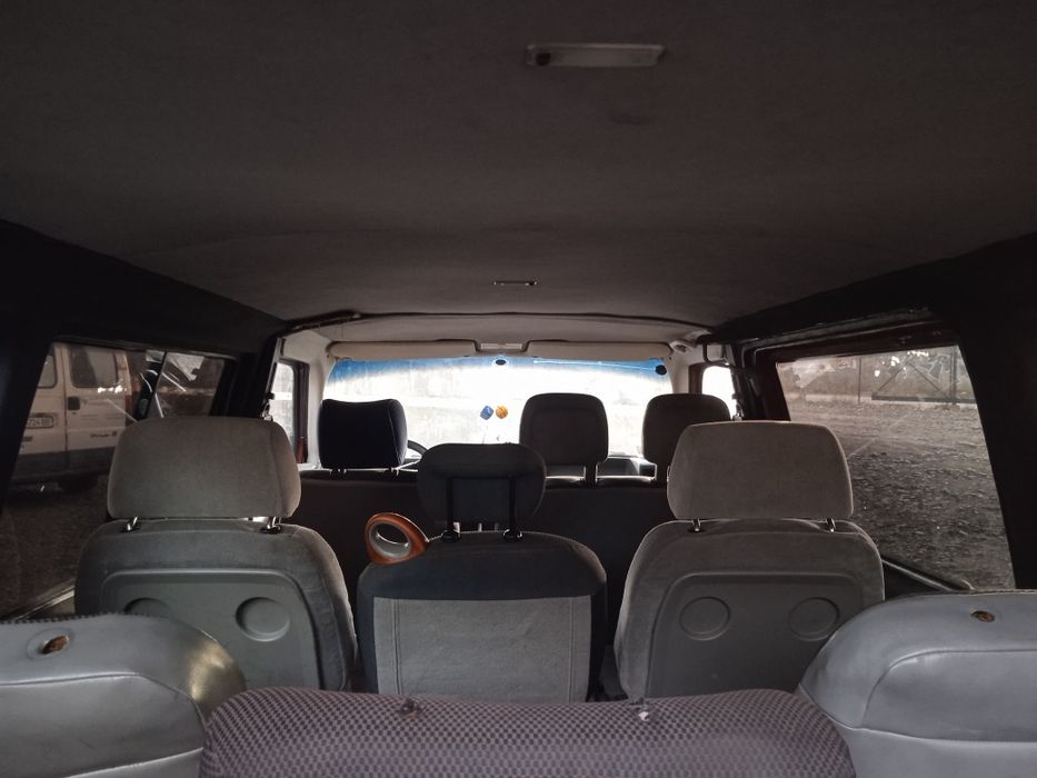 Продам бус в робочому стані.