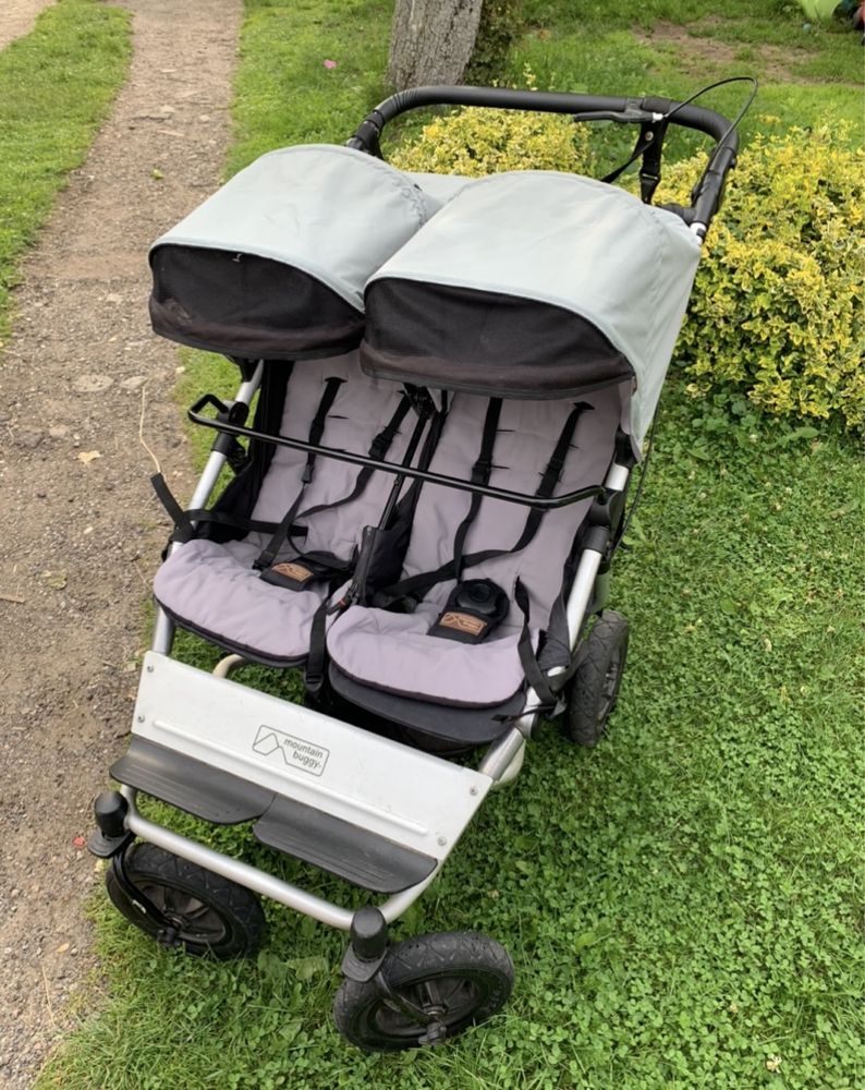 Wózek bliźniaczy obok siebie 2in1 gleboki i spacerówka mountain buggy