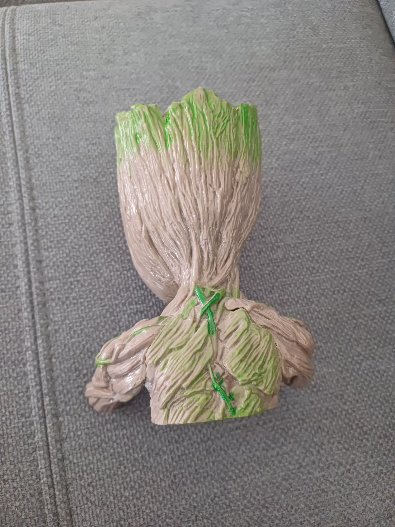 Figurka groot doniczka,kubek na dlugopisy