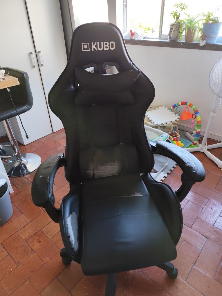 Cadeira gamer usada - Corroios