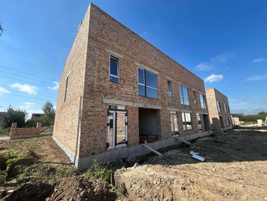 Продаж ТаунХауса з Гаражем 130 м2