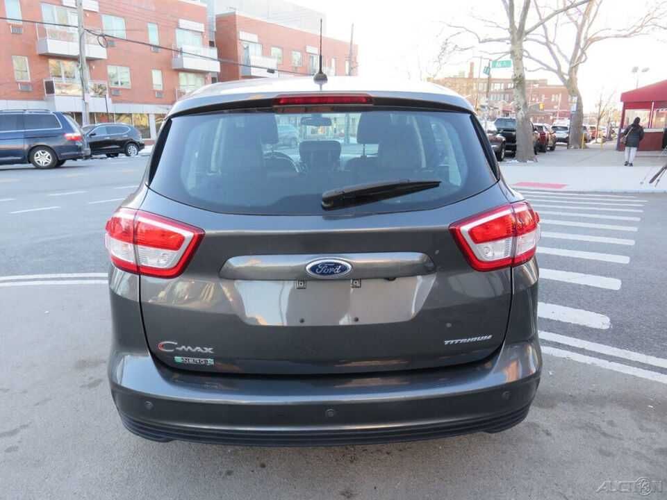 2017 Ford C-Max Titanium