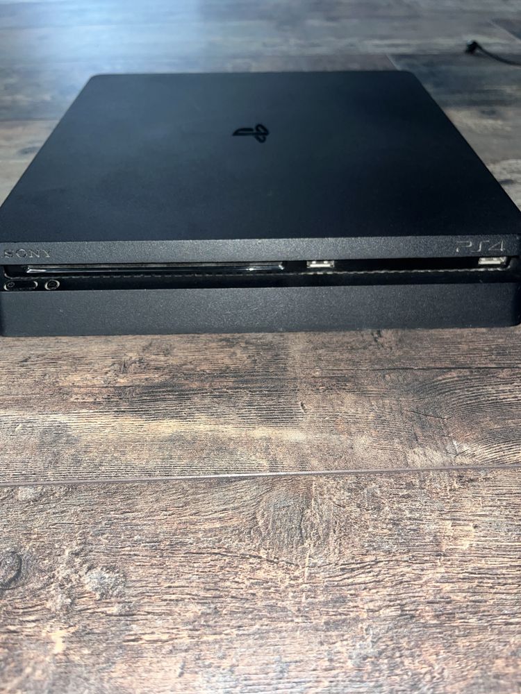 Zestaw do gier Konsola ps4 +dysk 2tb + gogle vr