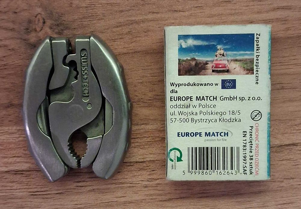 Multitool SWISS TECH kieszonkowy niezbędnik