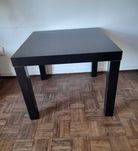 Mesa quadrada de centro, Preta