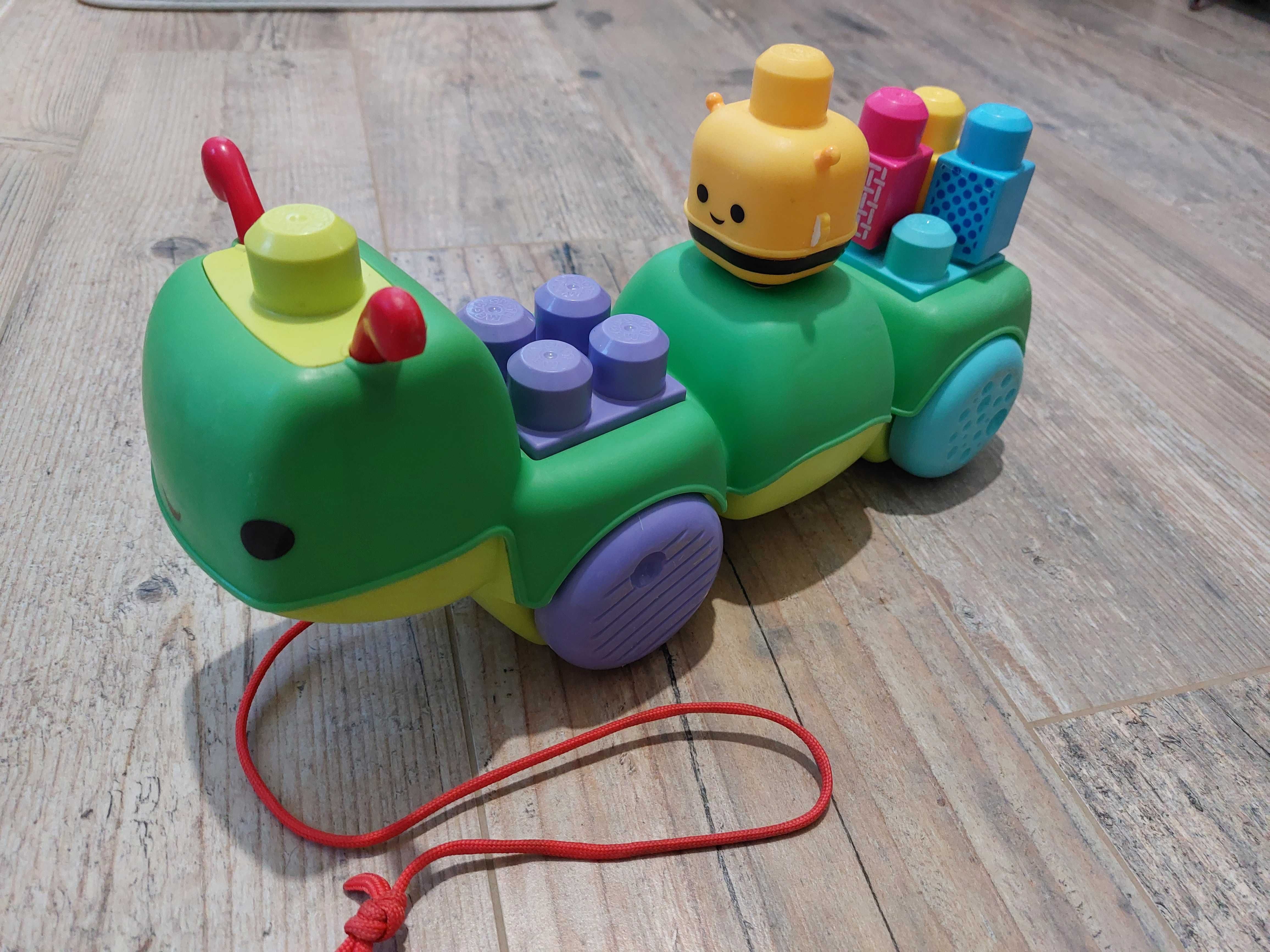 Mega Bloks Wędrująca gąsieniczka Fisher Price gratis karton klocków