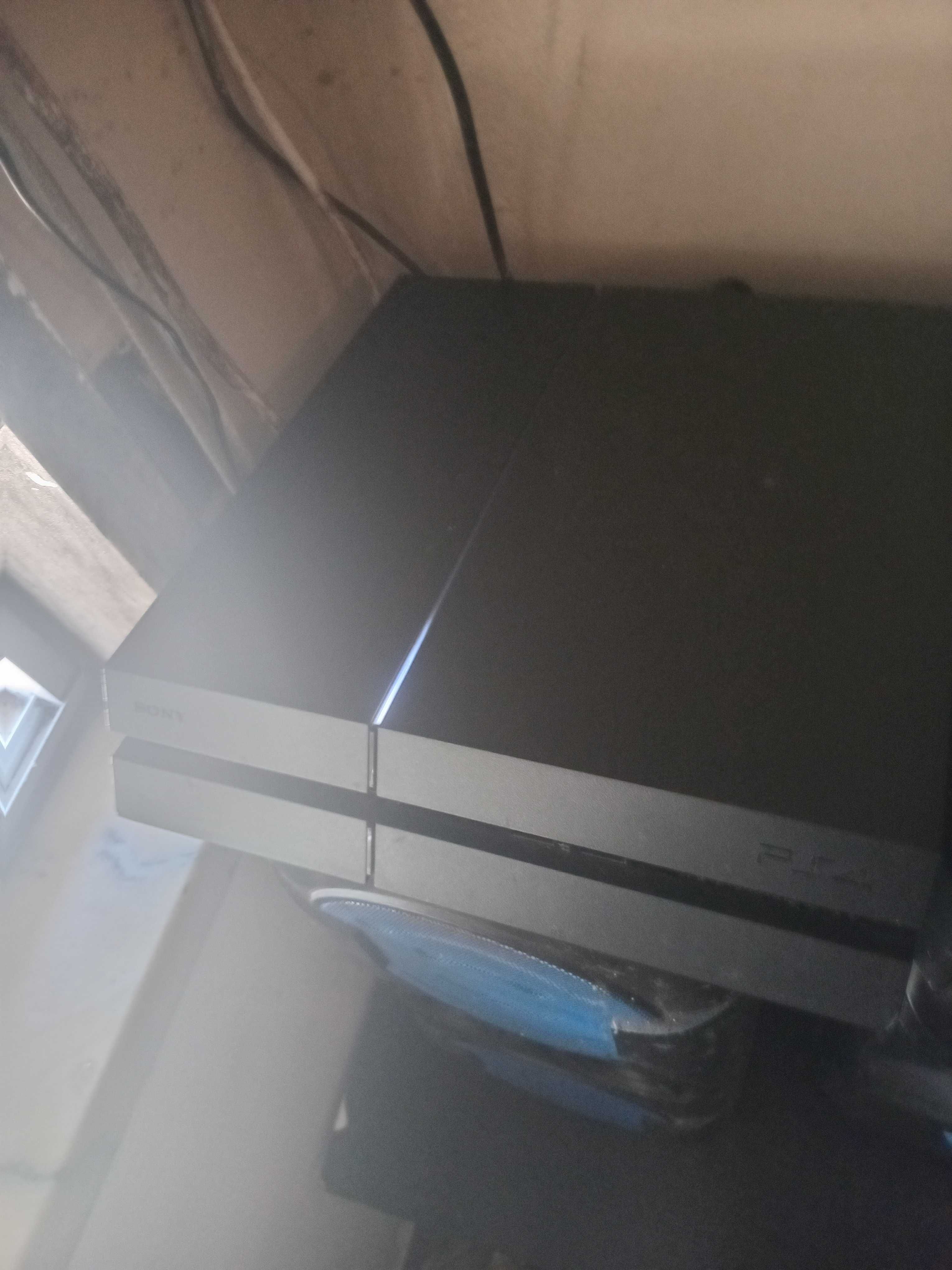 Playstation 4 bom estado