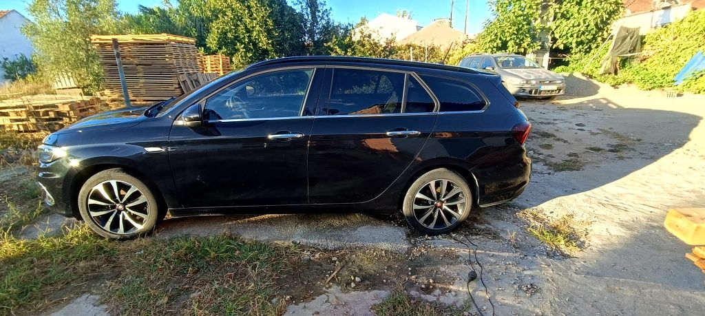 Fiat Tipo Lounge 1.3 Multijet smi nova