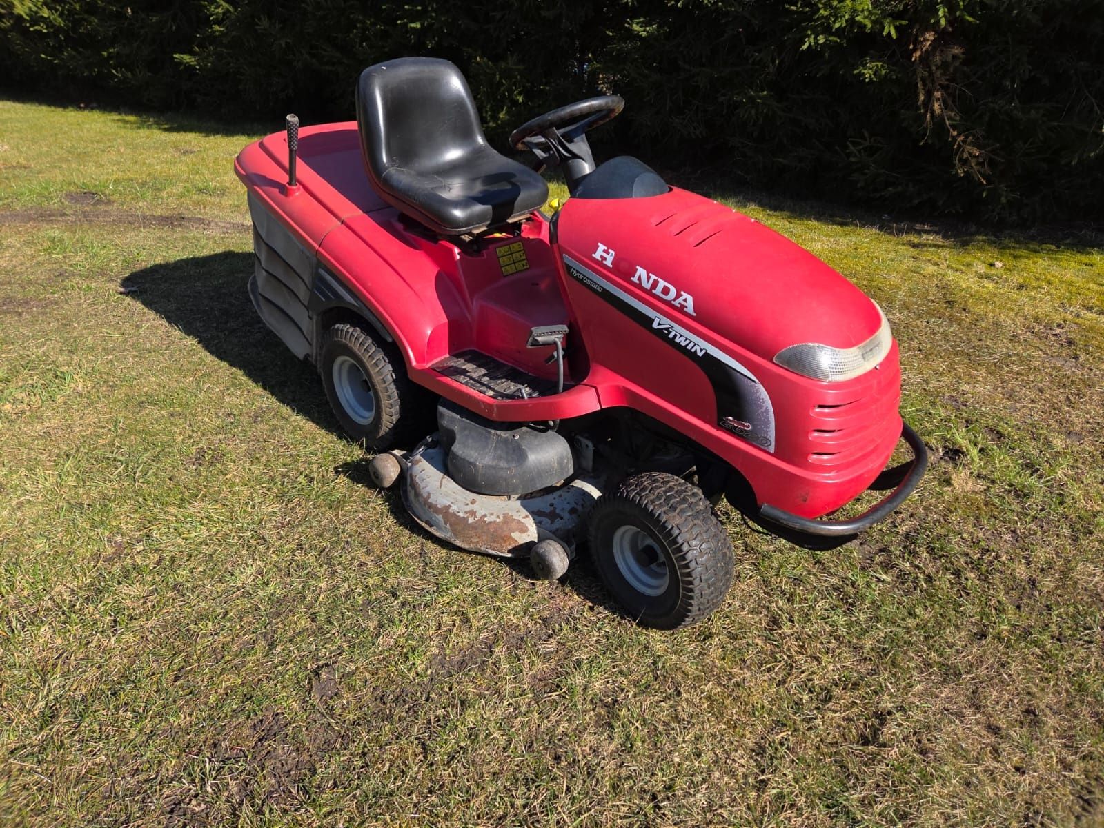Honda 2620 kosiarka traktorek kosz hydrostat