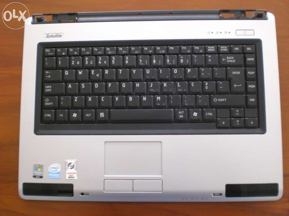 Computador portátil Toshiba l40-18l para peças