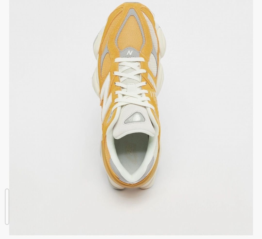 Кросівки чоловічі New Balance 9060 Yellow U9060VNY

Розмір 37(22,5)см