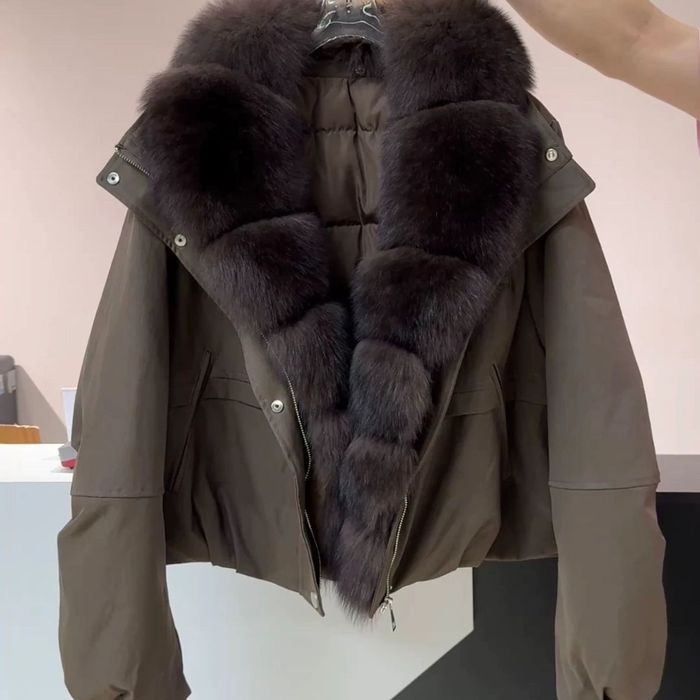 Жіноча куртка розмір L