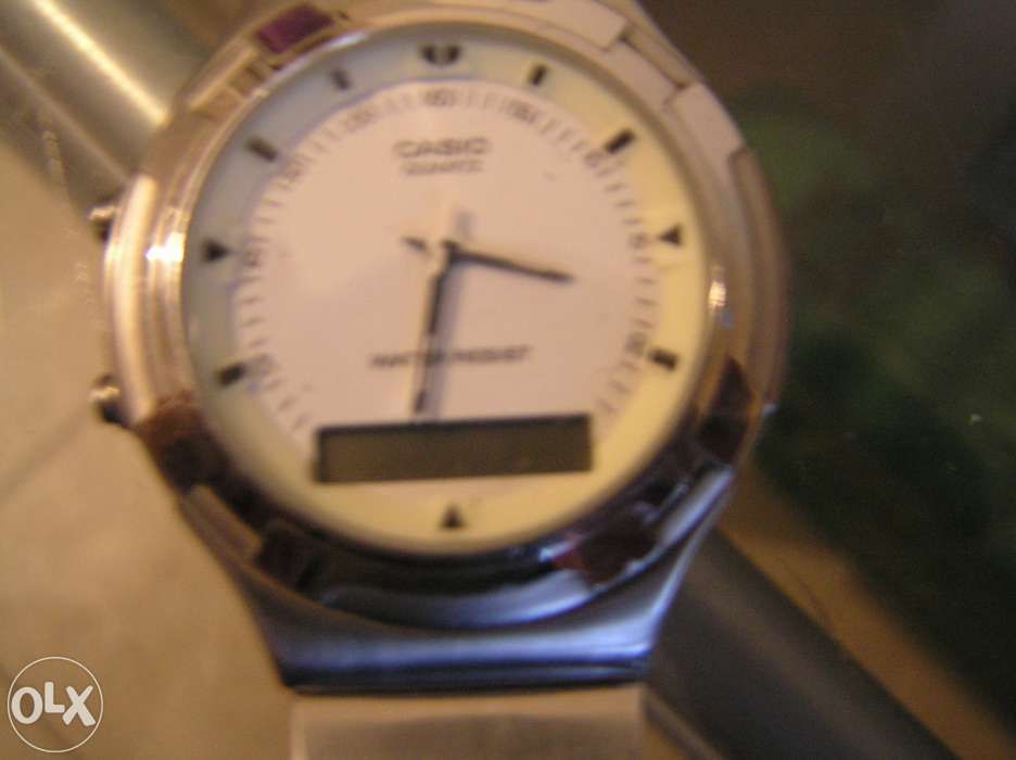 Zegarek CASIO wododoporny,nowa bateri