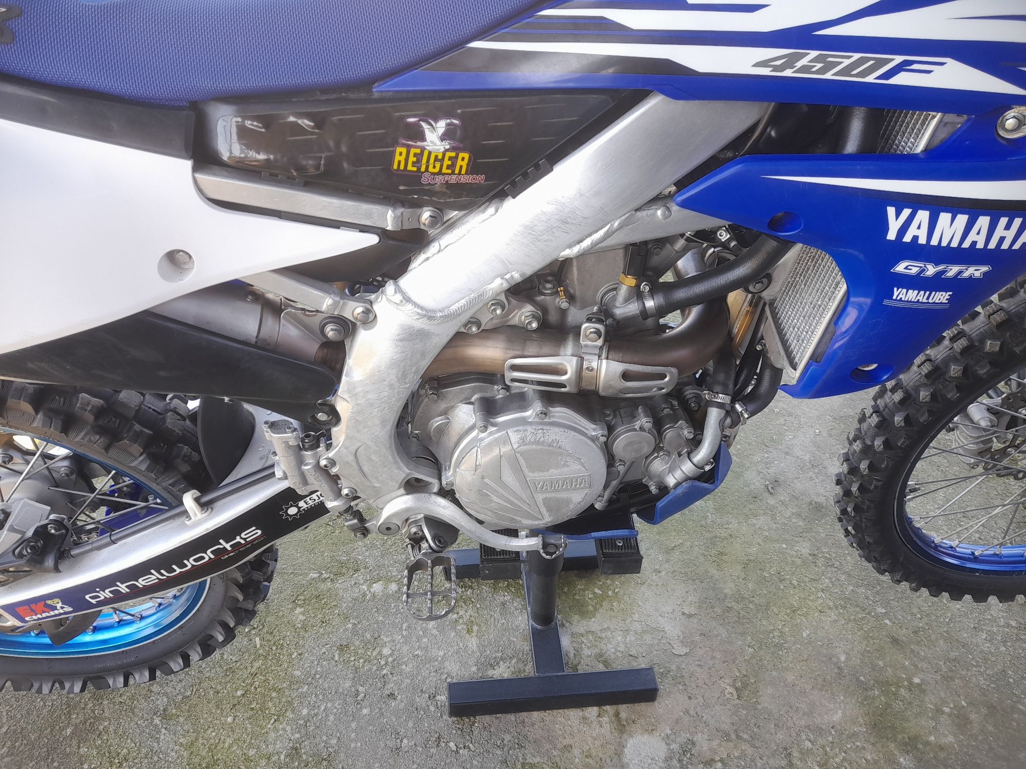 Vendo Yamanha YZ450F