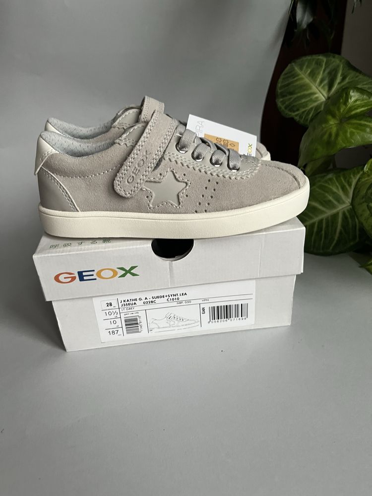 кеди Geox Kathe 28р. 18,3см на дівчинку, шкіряні кросівки,на весну