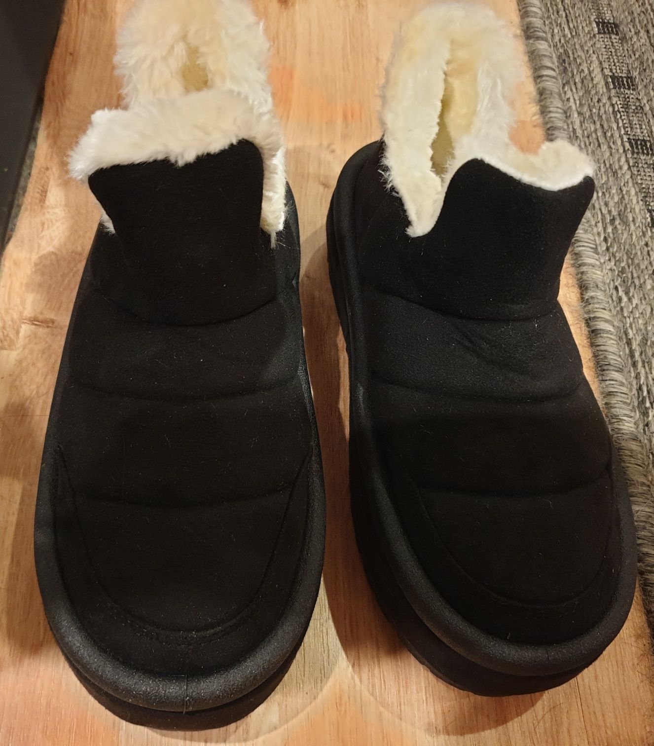 Mukluki, buty zimowe z futerkiem