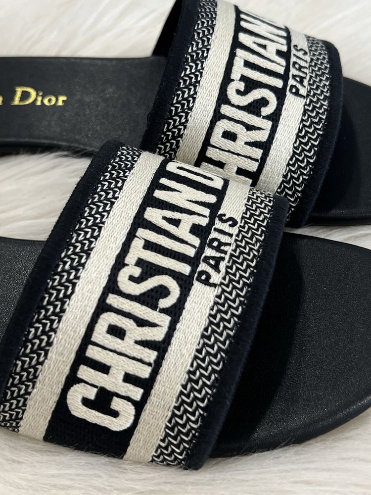 Klapki Christian Dior !! Różne rozmiary Nowe