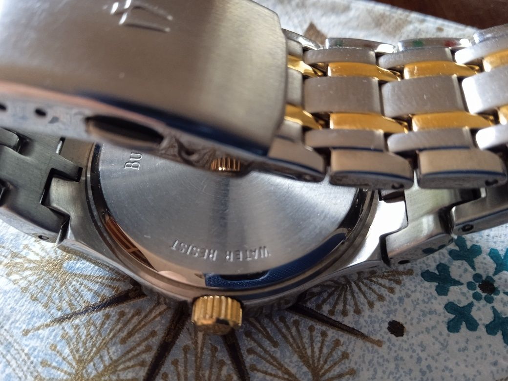 Bulova 98C60 zegarek.