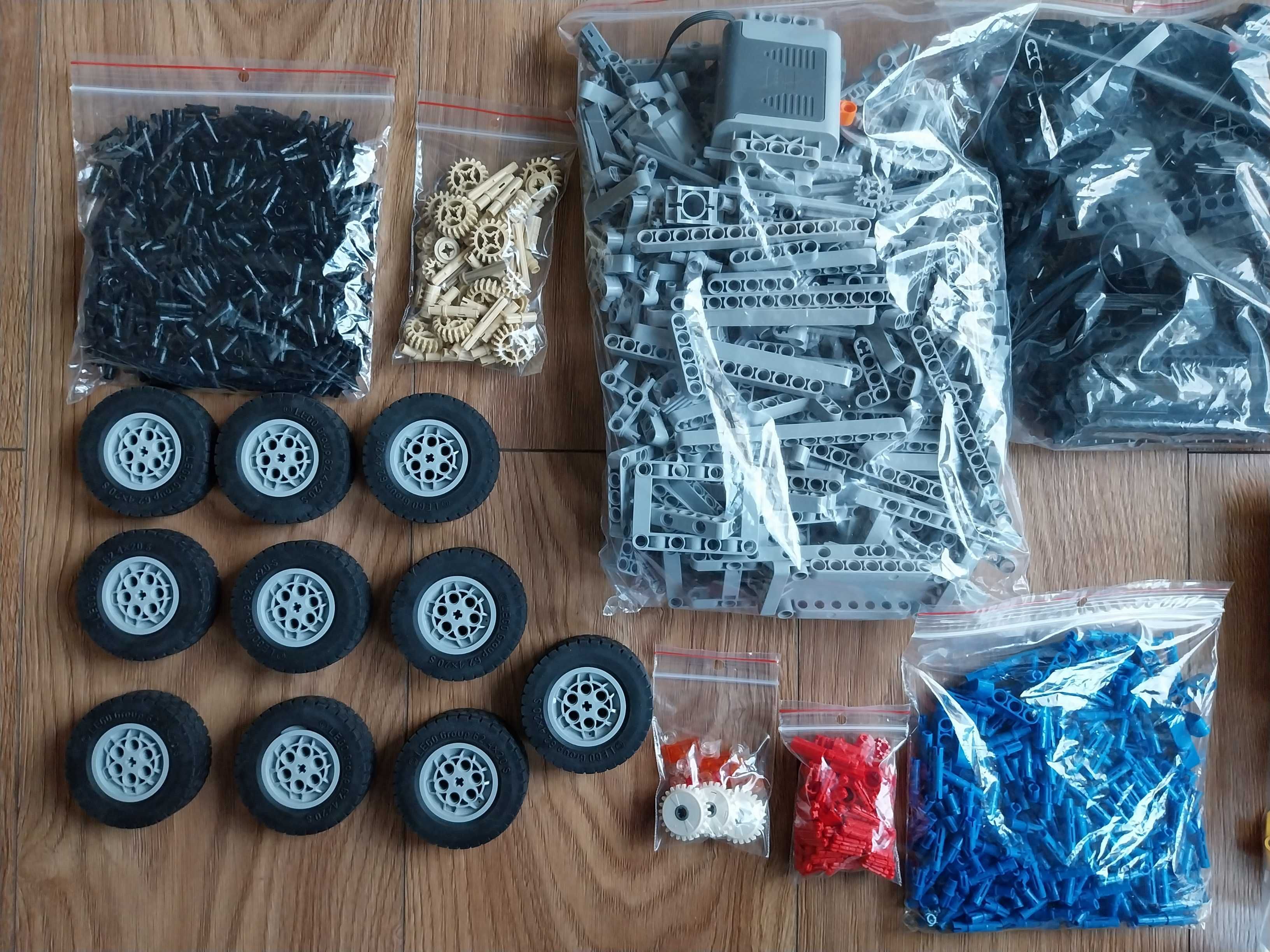 Lego Technic 42009 Ruchomy żuraw MKII .