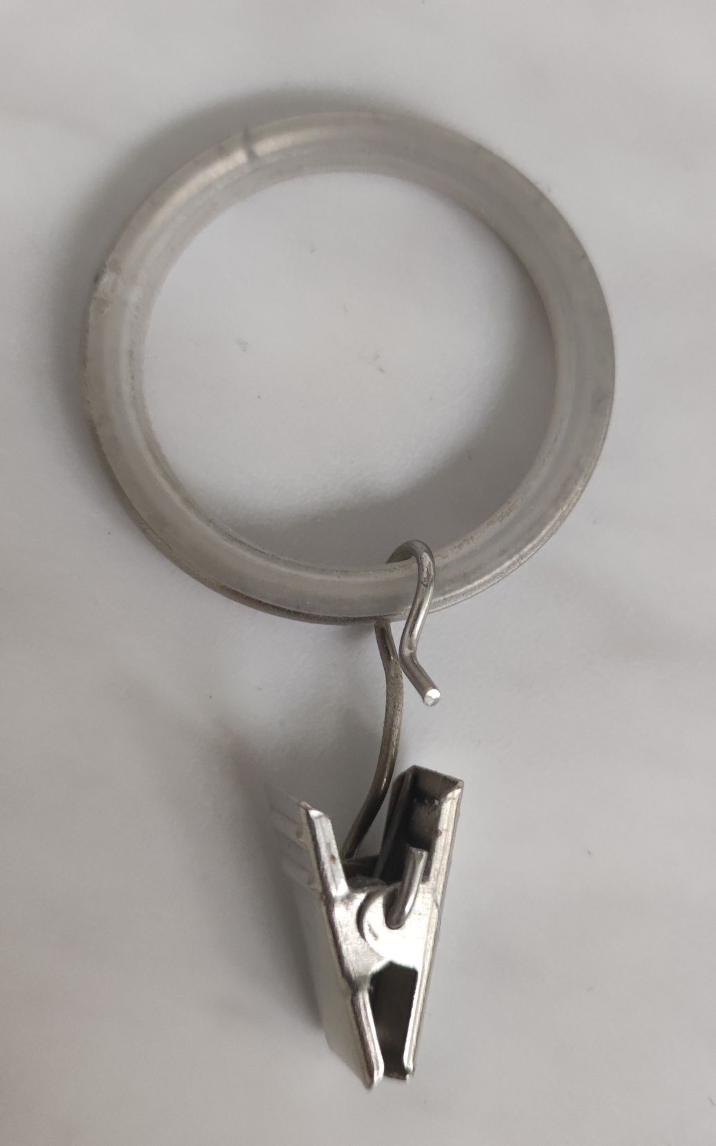 Kółka z żabkam wkładka plastik i do karnisza firanek 30 mm 48 szt