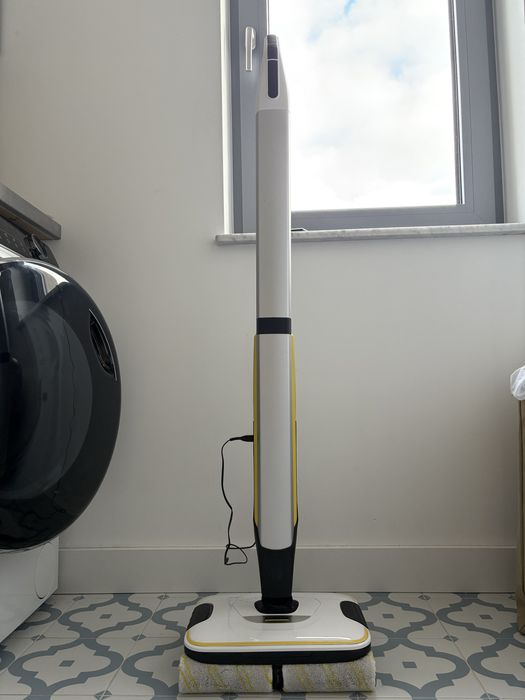 Mop elektryczny KARCHER FC 7 Cordless 1.055-701.0 (Bezprzewodowy)