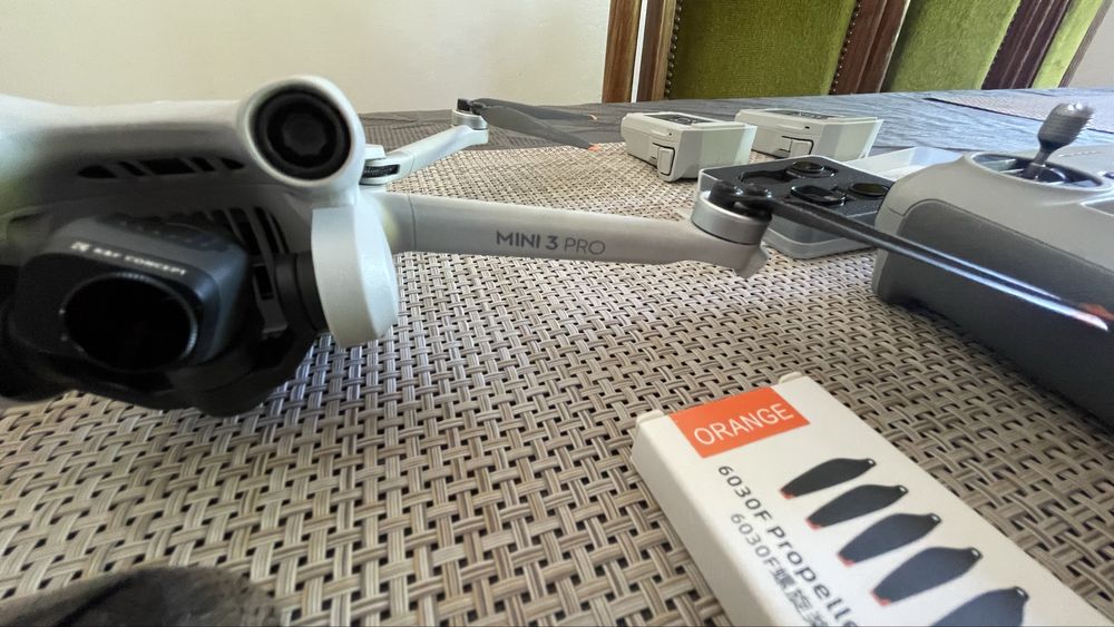 Drone DJI Mini 3 PRO com alguns extras