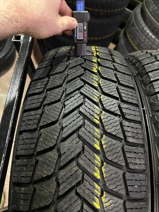 Шины demo  235 60 R 18 Michelin X Ice Snow Резина зима пара