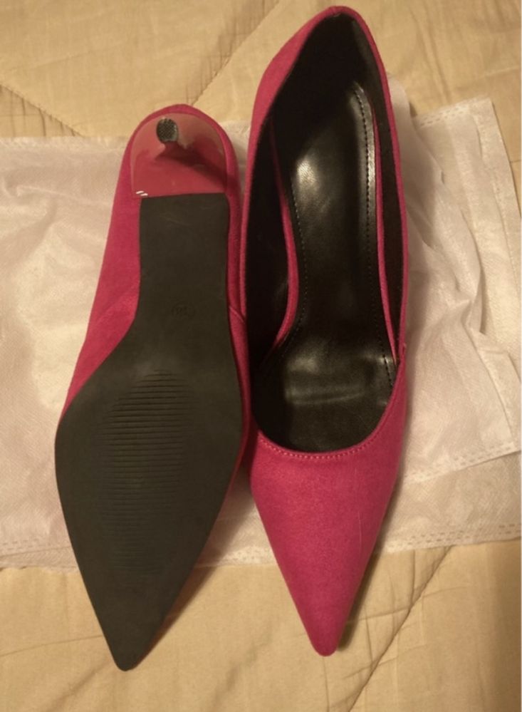 sapatos com tacão