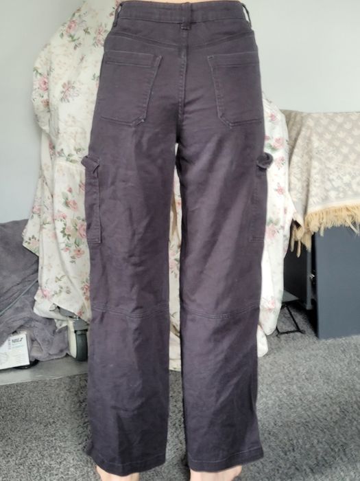 Штани брюкі  жіночi  H&M  ,рр 38 усе в тренді