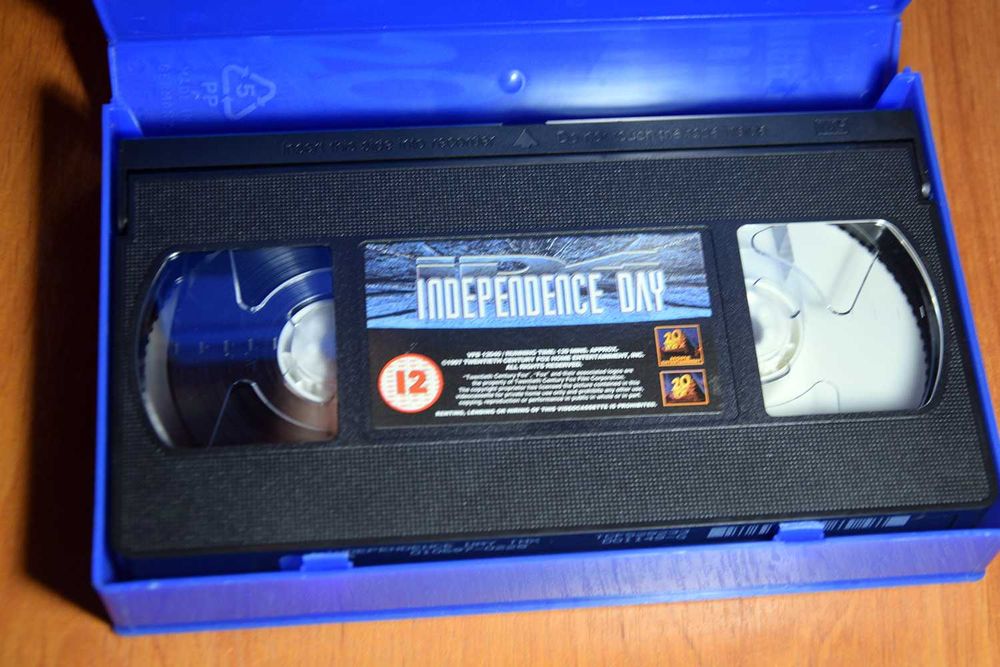 VHS Independense Day UK 3D