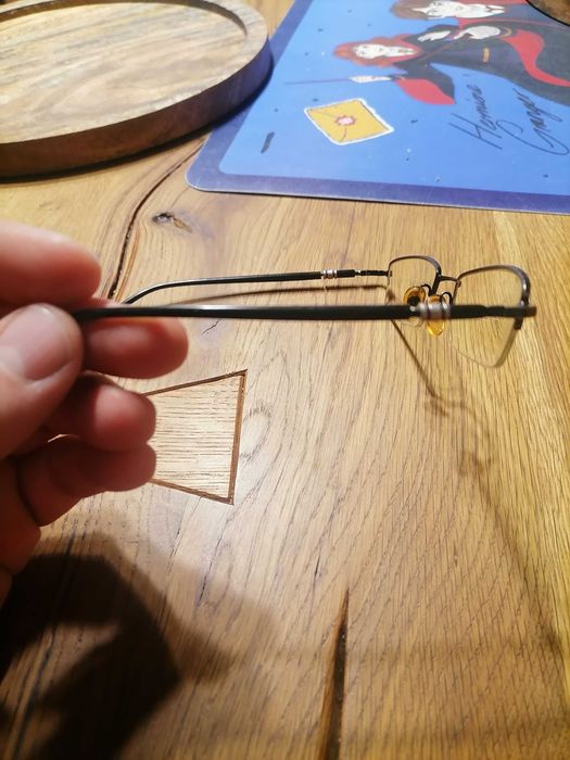 Okulary z etui stan dobry