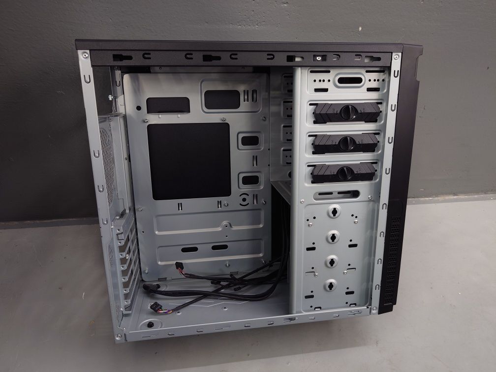Obudowa Chieftec Elox HC-10B-OP USB3 USB-C