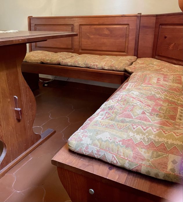 Mesa com banco de canto - Saint Claitr