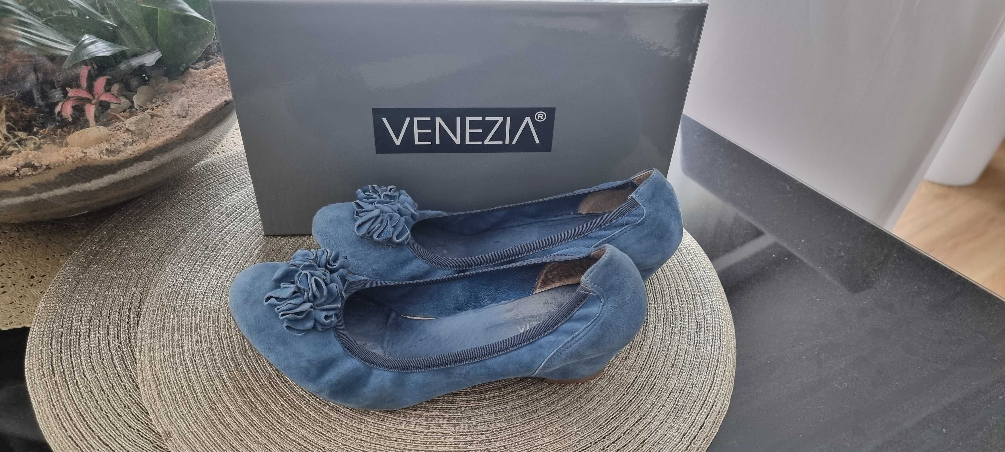 Venezia, niebieskie w rozmiarze 38