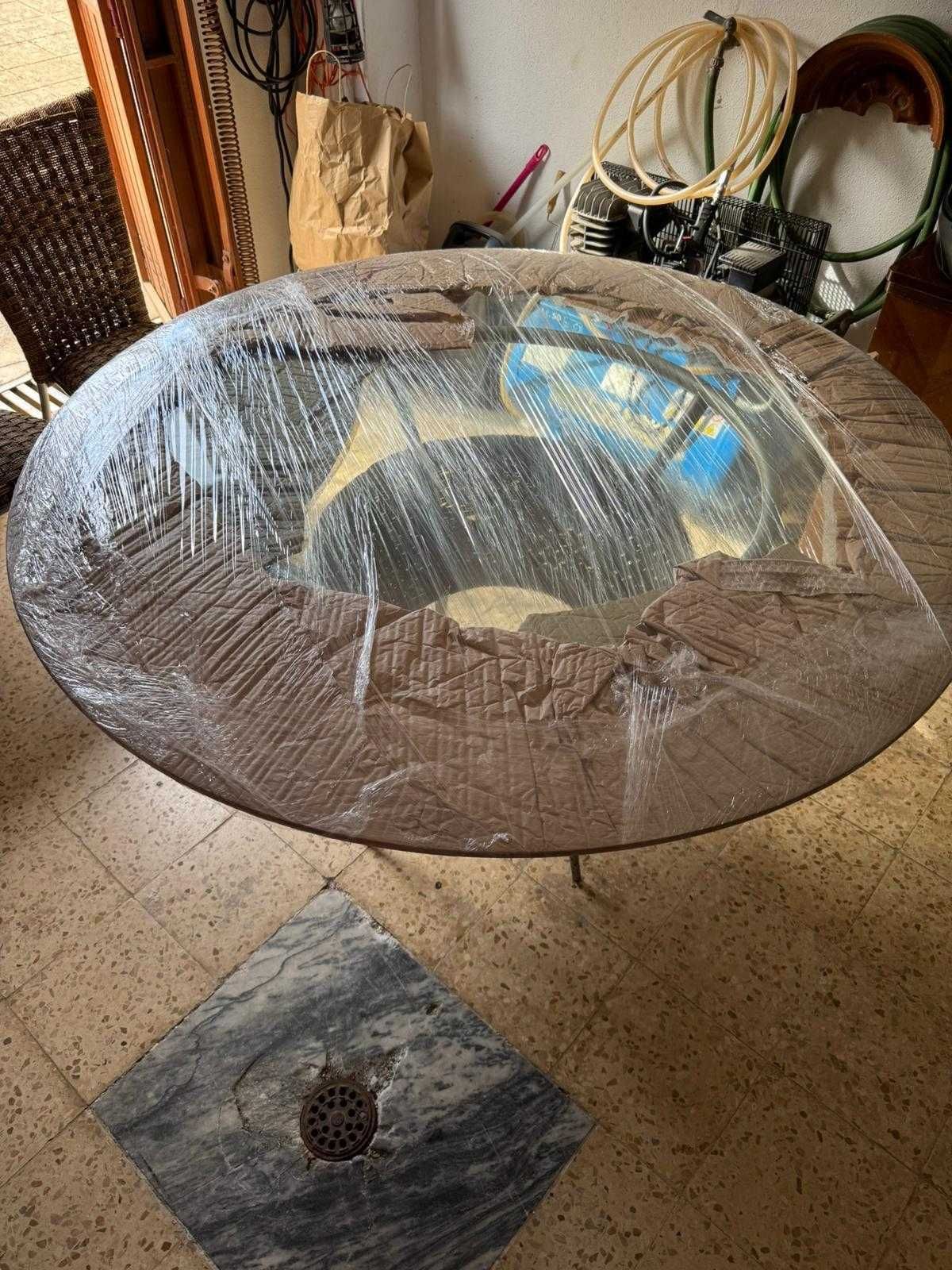 Mesa de cozinha de vidro