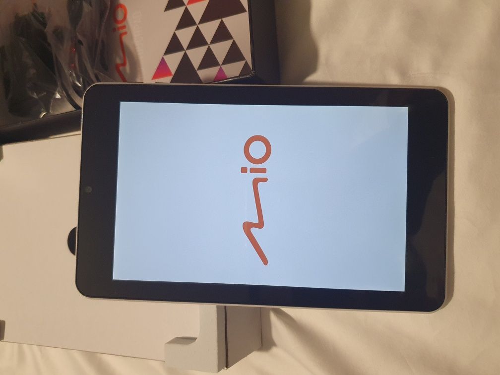 Estou vendendo meu mostruário de eletrônicos da montra da minha loja