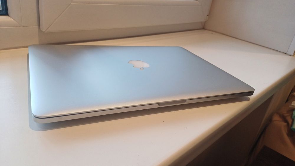 Apple Macbook 15pro RETINA Intel Core i7