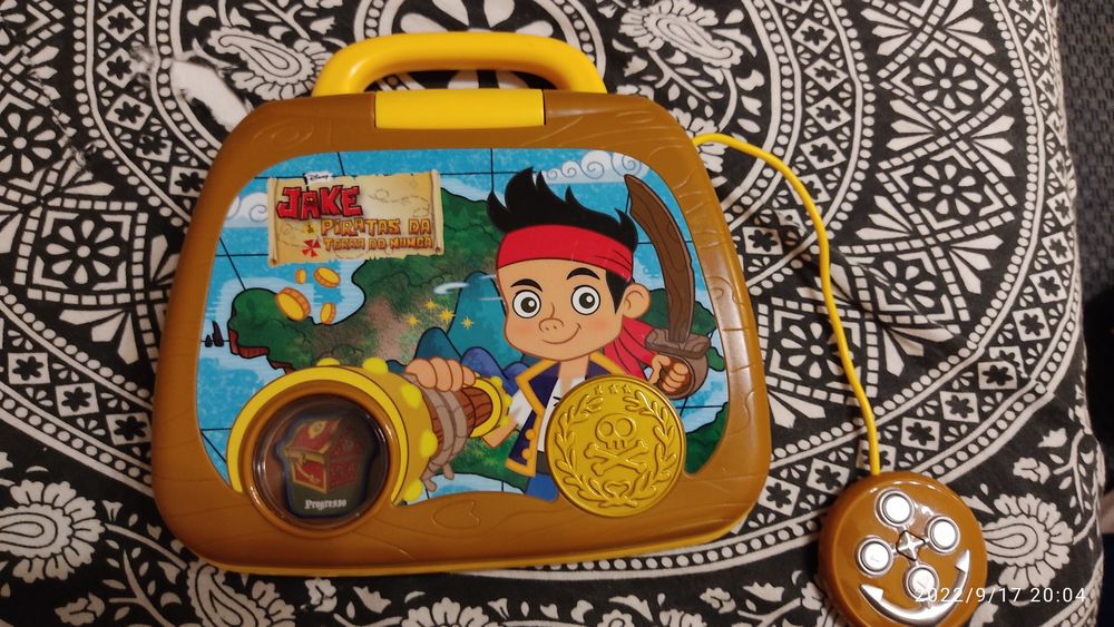Computador criança piratas da terra do nunca