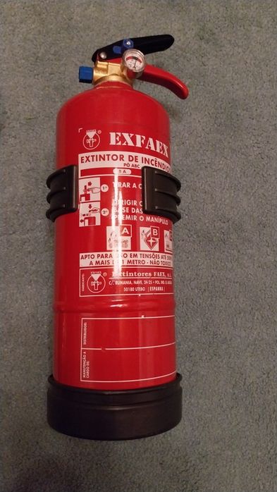 Kit tvde extintor e 1 socorros
