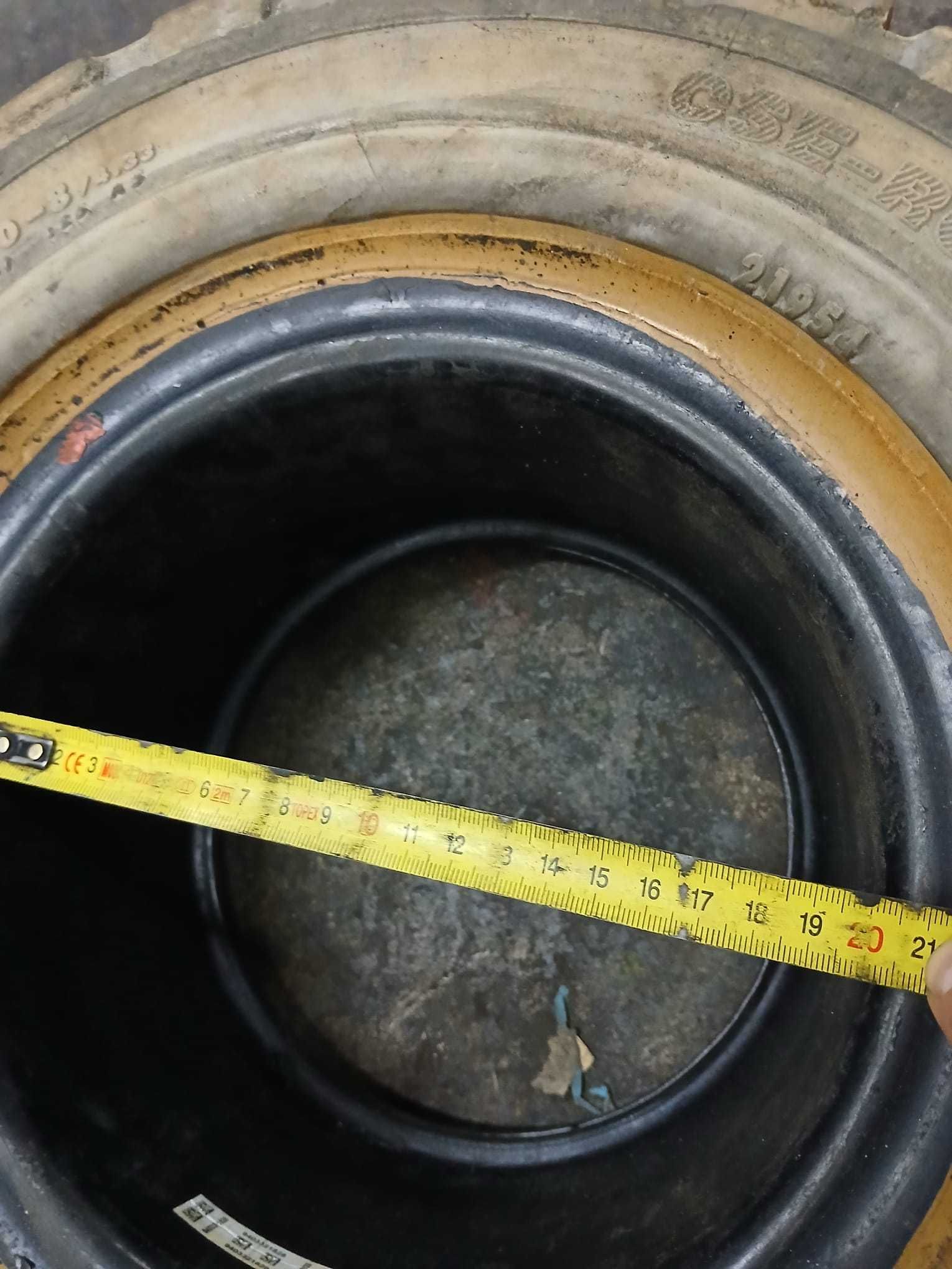 Opony Continental 18x7-8 LOC do wózka widłowego