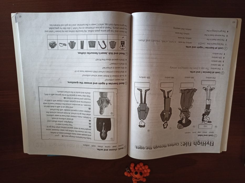 FlyHigh 4 - підручник та 2 зошити