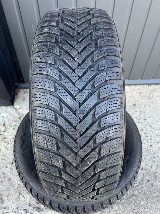 Зимові шини 235/60/18 107V Nokian Weatherproof SUV